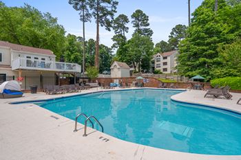 Swimming pool & sundeck